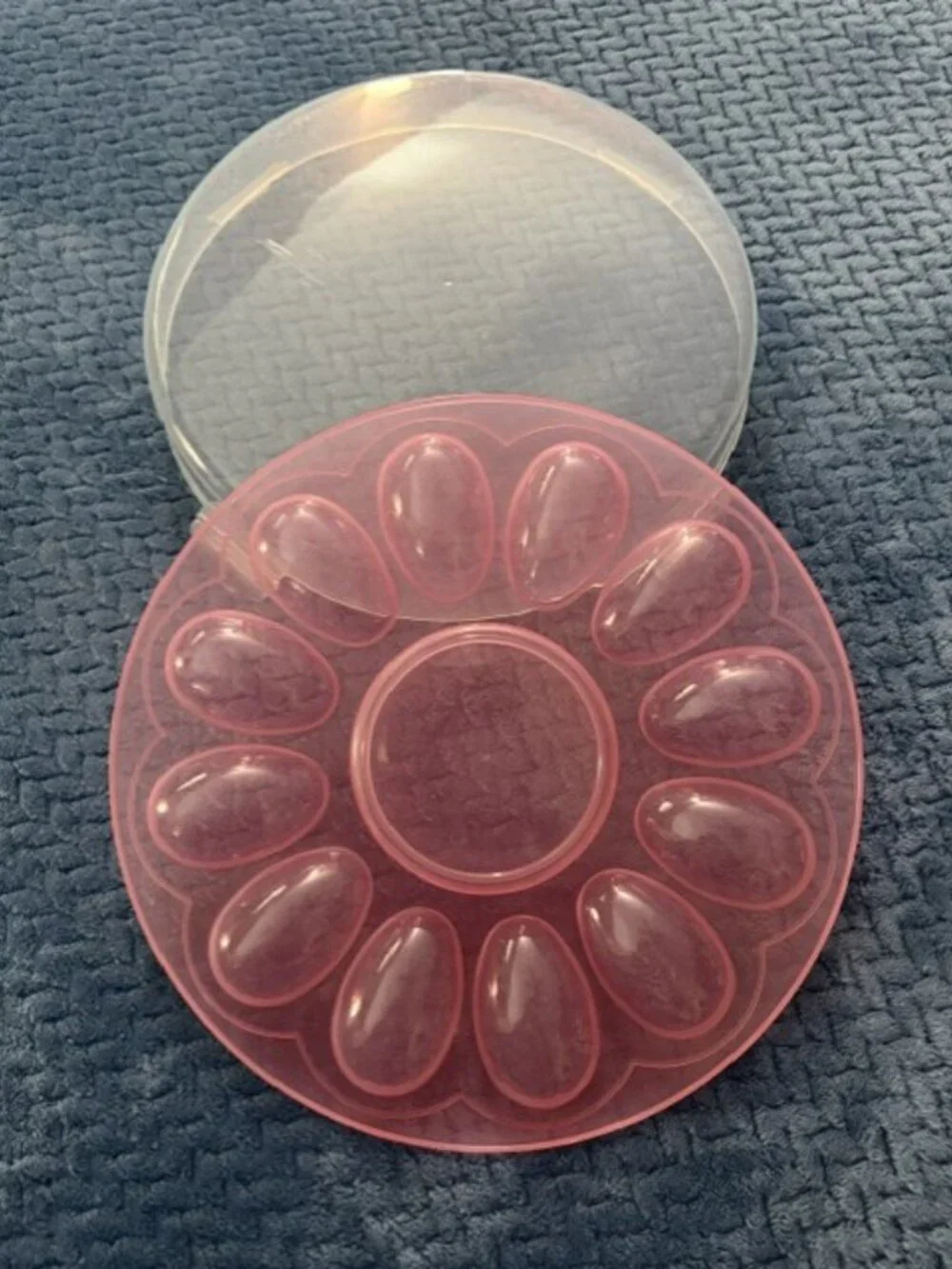 Round Pastel Pink Deviled Egg Carrier with Locking Lid – Holds 12 Eggs